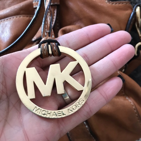 Michael Kors Tan Leather Over the Shoulder Bag - Picture 11 of 11